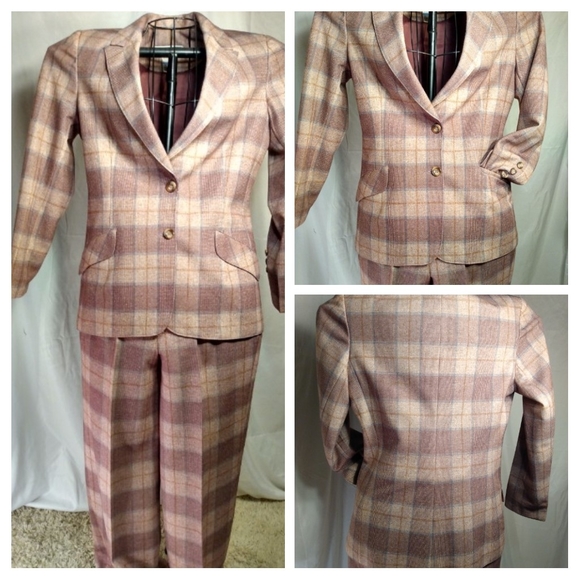 Size 8 Dana Point pant suit - Picture 1 of 7